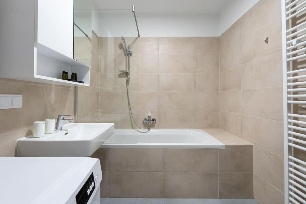 Trendy 1Br, Direct City Access By Hm Vienna Exterior photo