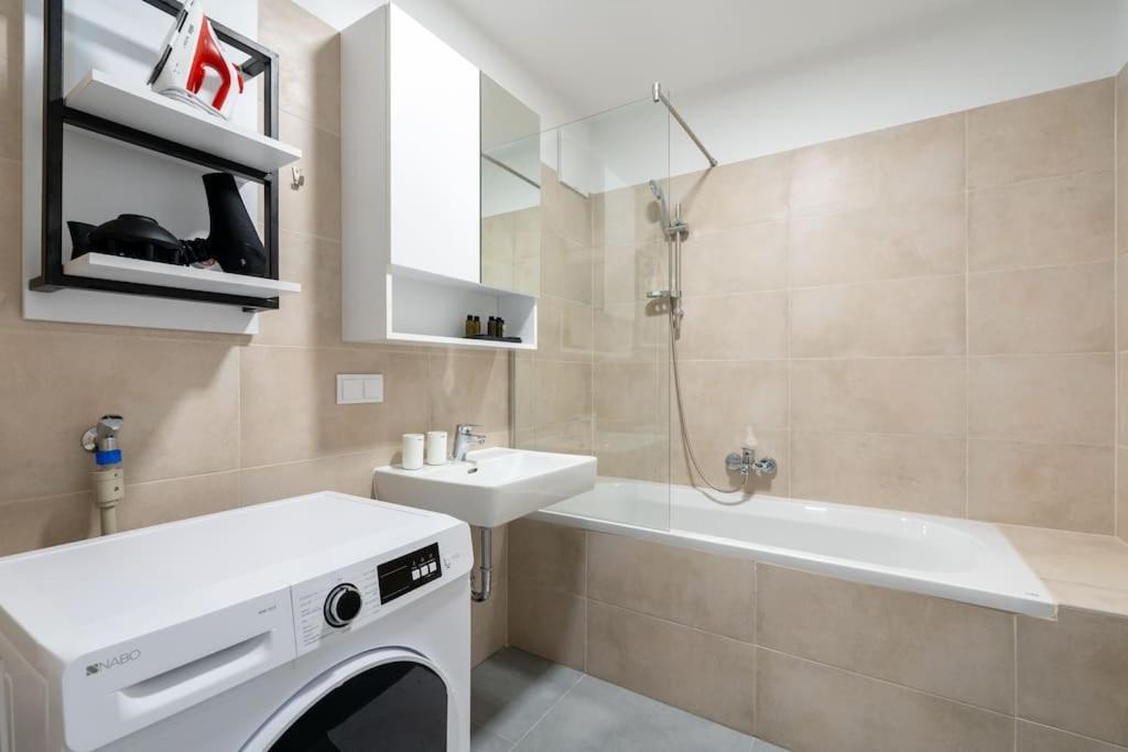 Trendy 1Br, Direct City Access By Hm Vienna Exterior photo